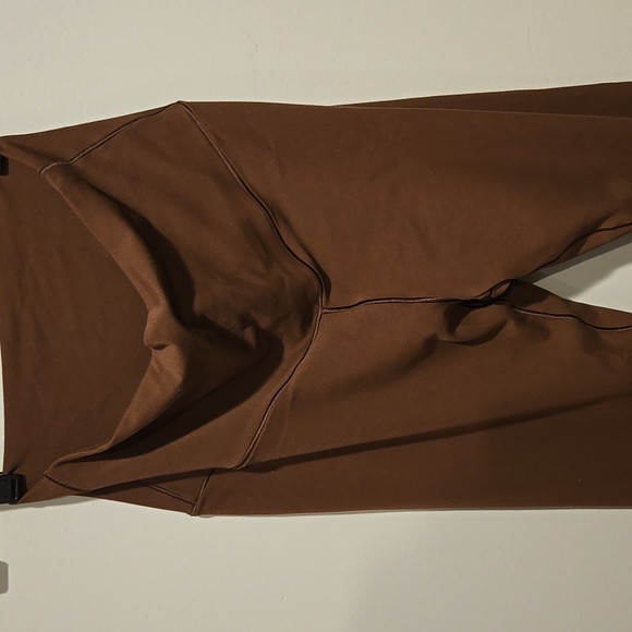 Aerie Offline Real Me Xtra High Waisted Bootcut Leggings, Brown, Medium - Picture 3 of 5